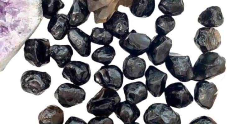 Black sparkly crystals have a mesmerizing appeal that makes them popular choices for jewelry and gemstone enthusiasts. But what exactly are black sparkly crystals, and how can you identify them? In this article, we will explore the characteristics of black sparkly crystals, provide a list of common types, and offer tips for identifying and caring for these beautiful gems.